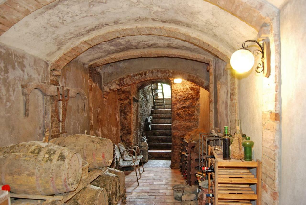 Апартаменты Podere Remignoli Сан-Джиминьяно Экстерьер фото